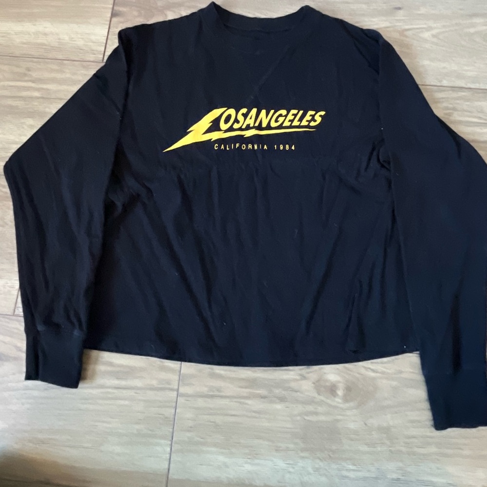 Black crewneck sweater from PacSun in a size small